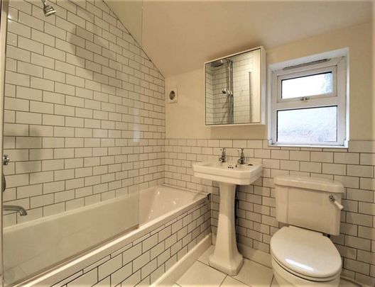 1 Bedroom Apartment To Let - Photo 1