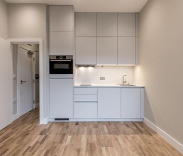 Ground floor flat to rent - Photo 1