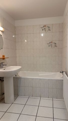 Location Appartement 2 pièces 36m² - Photo 4
