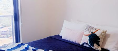 Urban balcony studio - Photo 2