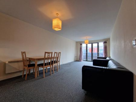 1 bedroom ground floor flat to rent - Photo 2
