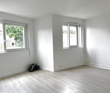 Location Appartement 1 pièce 29m² ORSAY 91400 - Photo 2