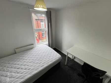 Thornville View, Hyde Park, LS6 1JP, Leeds - Photo 2