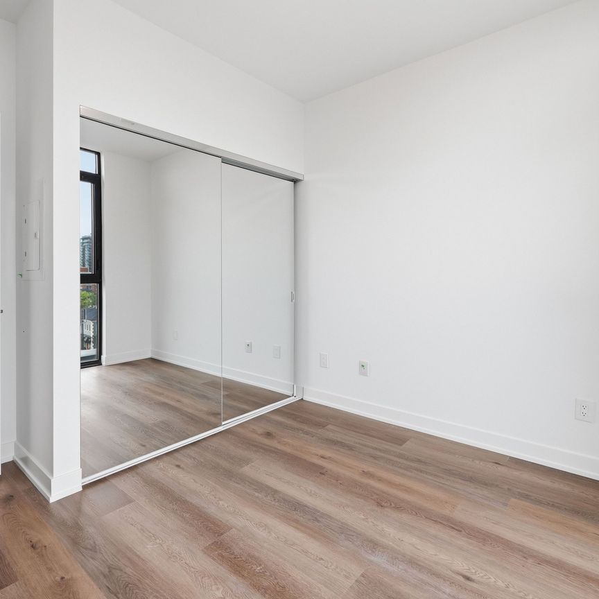 For Lease - 2075 Lakeshore Road Unit# 505, Burlington, Ontario - Photo 1