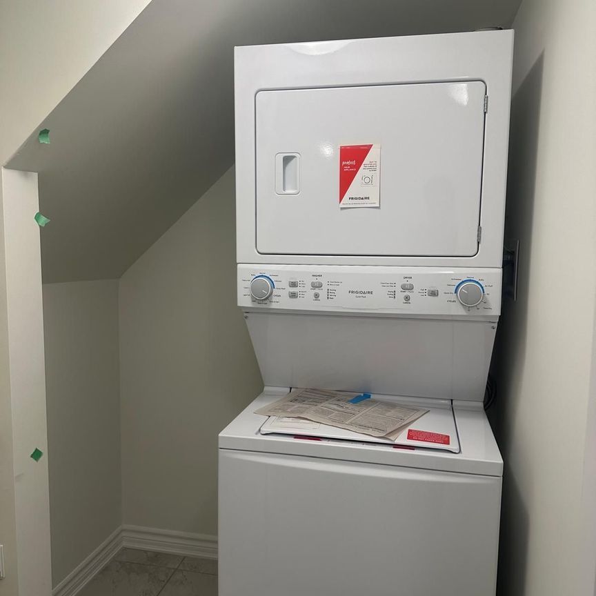 For Lease - 1081 Danforth Road Unit# 135, Toronto, Ontario - Photo 1