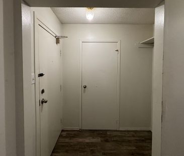 For Lease - 1096 Jalna Boulevard Unit# 141, London South, Ontario - Photo 2