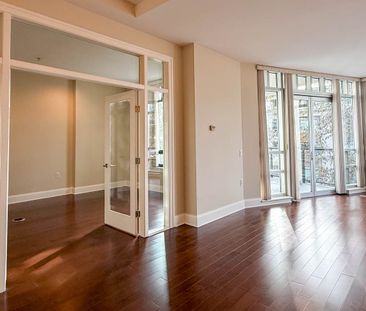 Luxury Spacious 2 bedroom plus den - Photo 3