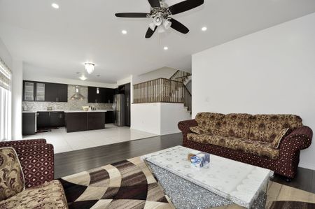 For Lease - 55 Cheevers Road, Brantford, Ontario - Photo 3