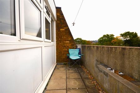 1 bedroom maisonette to rent - Photo 2