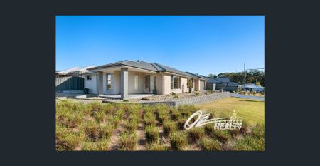 Modern Vincentia Home - Photo 5