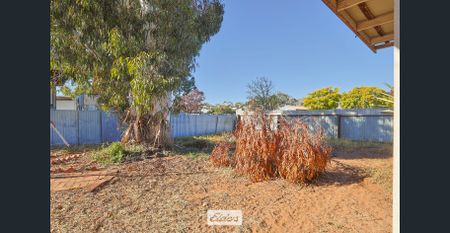 Prime Location & Family Friendly! - Photo 4