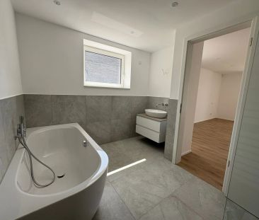 Luxuriöse 3-Zimmer-Wohnung in einmaliger Aussichtslage! - Photo 5