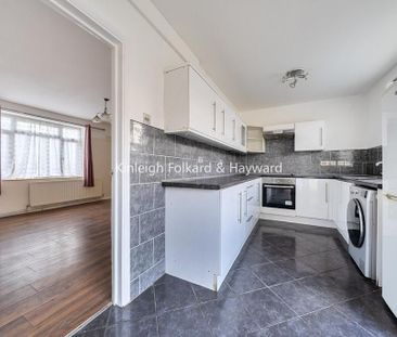 3 bedroom end of terrace house to rent - Photo 6