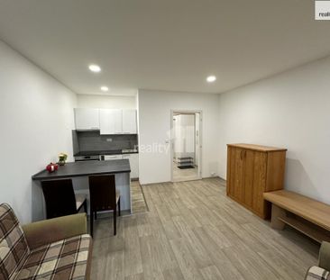 Pronájem bytu 2+kk 42 m2 - Photo 1