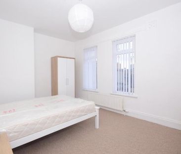 103 Donegall Avenue, Belfast, BT12 6LT - Photo 6