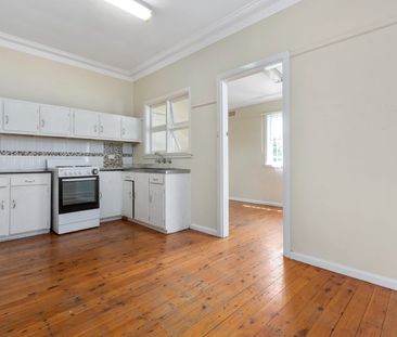 THREE BEDROOM HOME - Photo 5