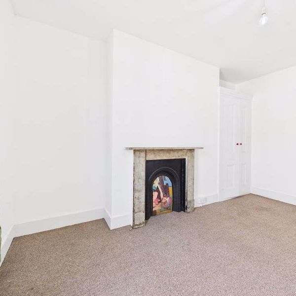 Albert Road, Brighton - Photo 1