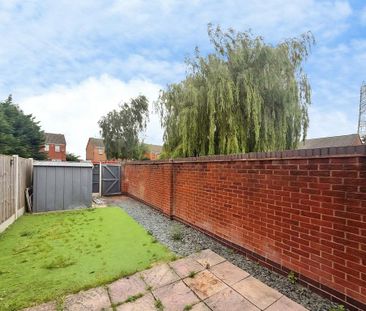 2 bedroom semi-detached house to rent - Photo 4