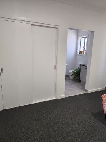 Clyde North - Photo 5