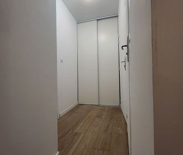 Appartement 2 pièces de 33 m² à Sedan (08200) - Photo 2