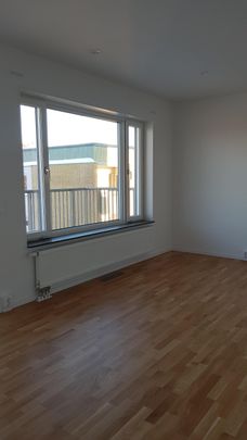 Råssnäsvägen, Motala - Photo 1