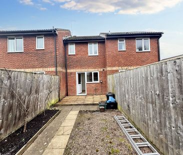 2 bed house to rent in Witham Close, Taunton, TA1 - Photo 3