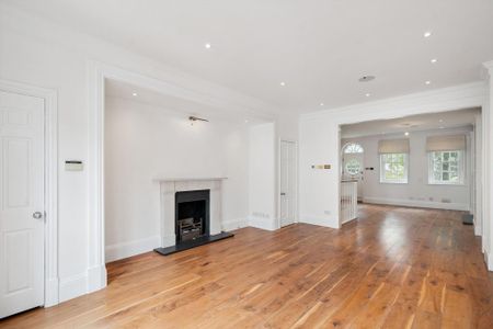 6 bedroom townhouse to rent - Photo 2