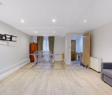 1 bedroom property to rent - Photo 2