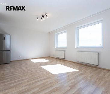 Pronájem bytu 1+kk 37 m² - Photo 3