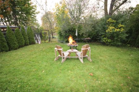 For Lease - 249 Hodgson Drive, Newmarket, Ontario - Photo 5