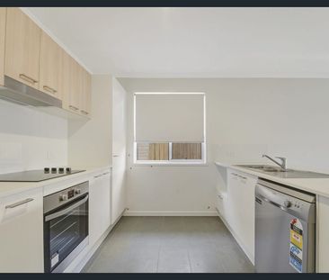 Cozy Home in sought after Palmview Estate! - Photo 5