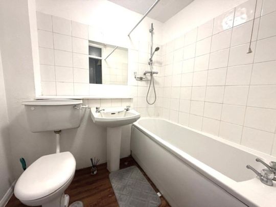 1 bedroom Flat - Woburn Close, Stevenage - Photo 1