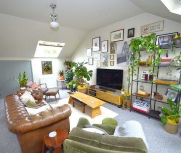 2 bedroom Penthouse to rent - Photo 3