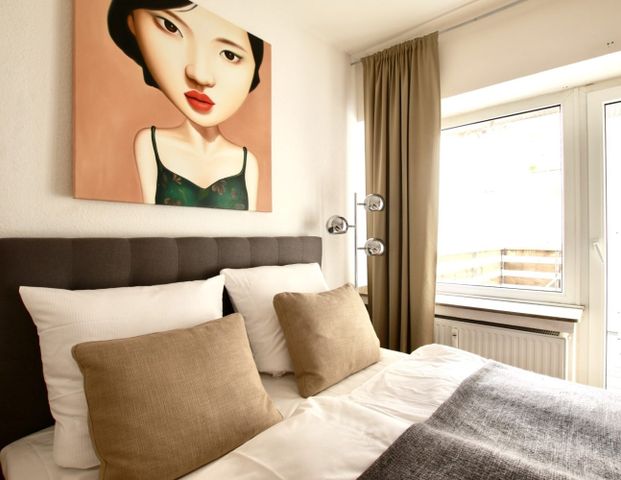 Kwartier Latäng: Schick möbliertes Apartment mit Balkon - Foto 1