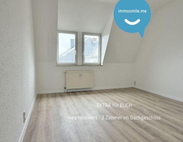 3-Raum • Dachgeschoss • schöner Grundriss • Bad mit Wanne • modernes Laminat • gepflegtes Haus - Photo 1