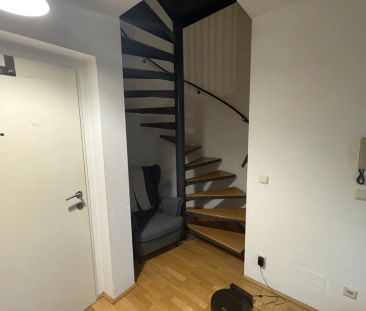 Besonderheit! Gemütliche 2-Zimmer-Maisonettewohnung mit schöner Dac... - Photo 1