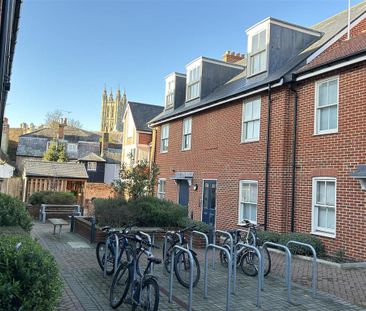 Studio to rent - Photo 6