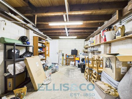 3 bedroom semi-detached house to rent - Photo 2