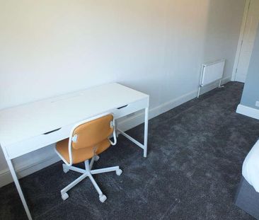 Lorne Street, Reading, Berkshire, RG1 - Photo 2