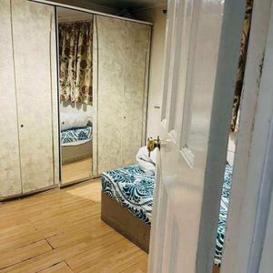 Room in a Shared House, Billet Road, E17 - Photo 2