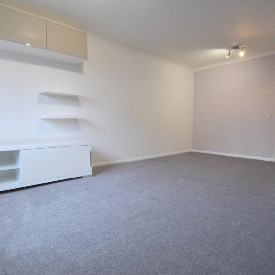 Horton Road, Datchet, Slough,SL3 - Photo 1