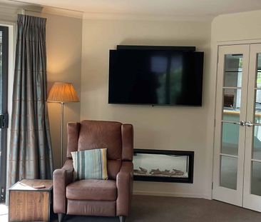 START THE NEW YEAR IN STYLE - Photo 4