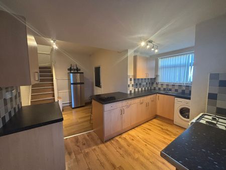 Westhill Road, Coundon - Photo 5