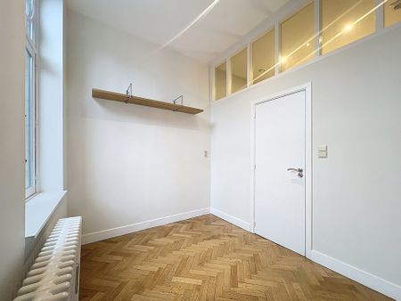 Appartement met één slaapkamer in Forest - Photo 4