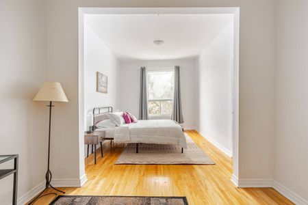 4855 Rue Jeanne Mance, Montréal (Le Plateau-Mont-Royal), QC H2V - Photo 3
