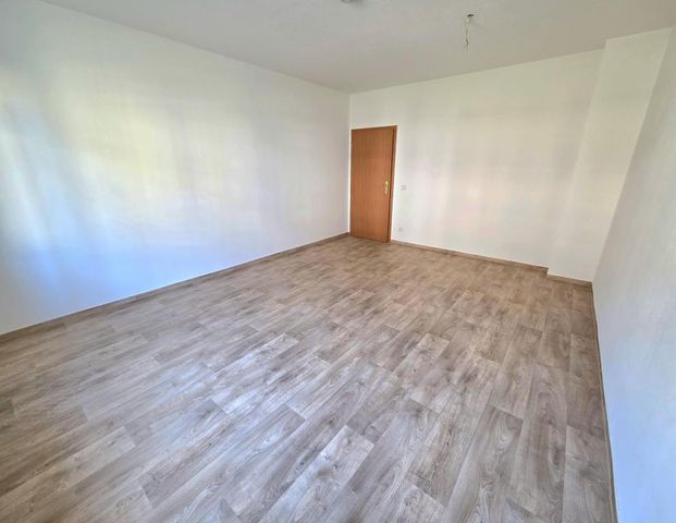 3-Zimmer-Wohnung mit Balkon/ Loggia! - Photo 1