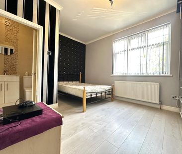 4 bedroom house to rent - Photo 2