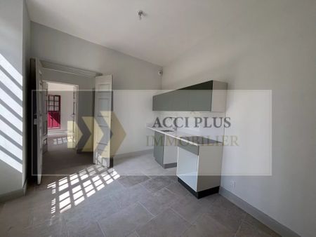 Location Appartement 2 pièces 58m² UZES 30700 - Photo 2