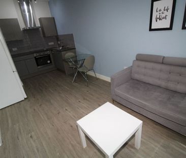 Winckley Square, Flat 05, PRESTON, Lancashire PR1 3AH - Photo 4