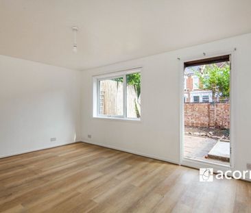 William Margrie Close, London, SE15 - Photo 6